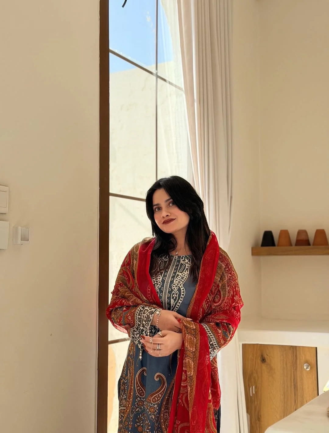 Women Regular Ethnic Printed Chinon Kurta with Trousers & Dupatta