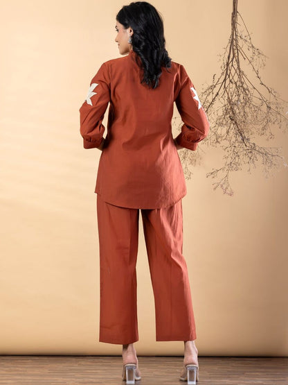 Women Regular Floral Embroidered Pure Silk Kurta with Trousers