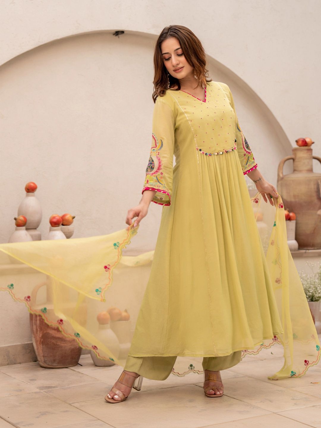 Floral Embroidered Anarkali Pant Set with Dupatta ✨