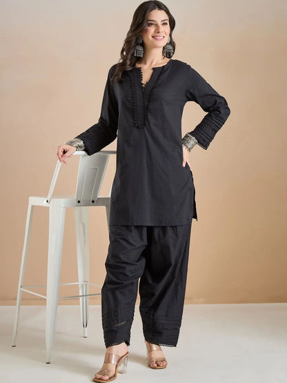 Women Solid Thread Work Pure Cotton Kurta with Patiala