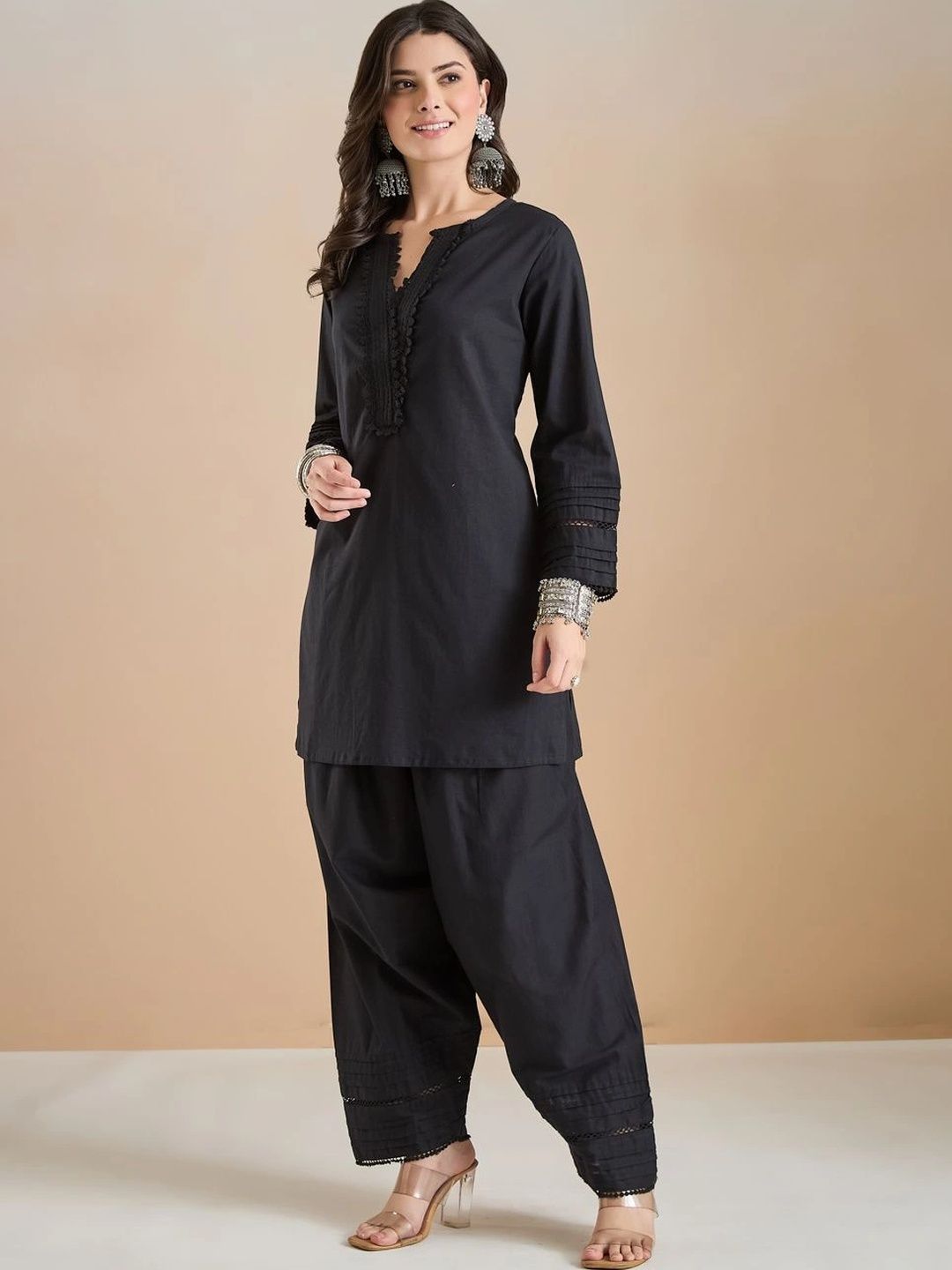 Women Solid Thread Work Pure Cotton Kurta with Patiala
