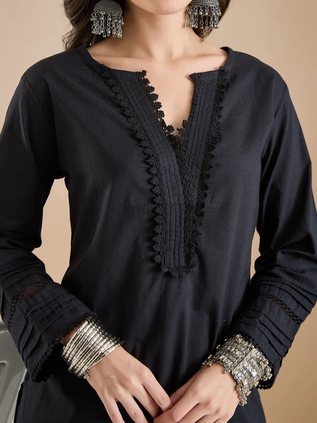 Women Solid Thread Work Pure Cotton Kurta with Patiala