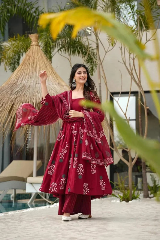 Women's Printed Anarkali Kurta Set with Dupatta Set